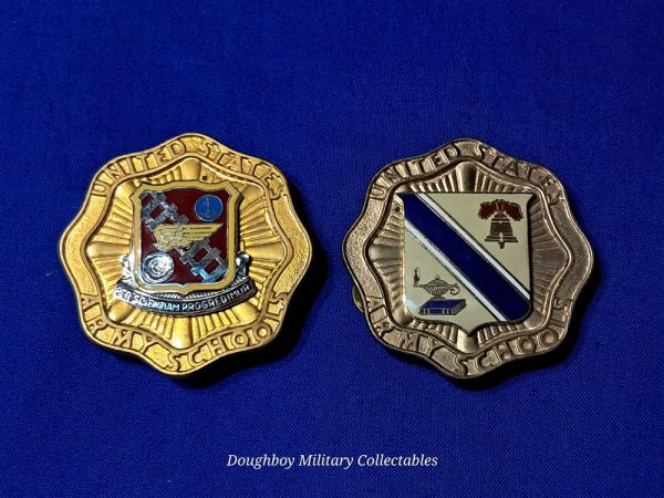 vietnam-war-era-trade-school-instructor-pocket-badges-for-9-different-types-clutch-back-excellent-unissued-condition