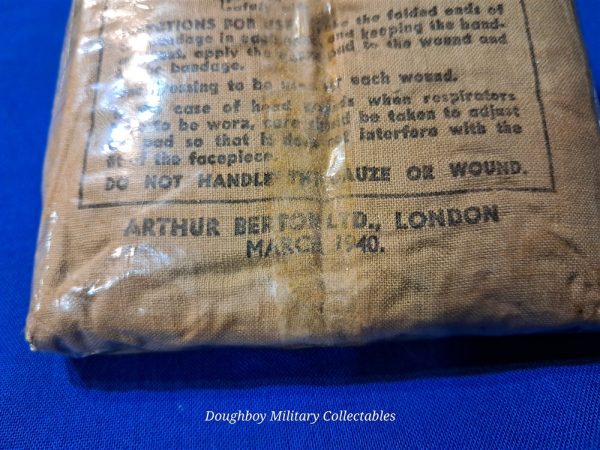 world-war-two-british-made-in-london-individual-first-aid-package-1940-dated-in-the-original-cellophone-wrapper