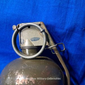 vietnam-war-era-1972-dated-67-type-hand-grenade-inert-totally-m213-fuze-no-markings-fag-body-repainted-years-ago-scarce