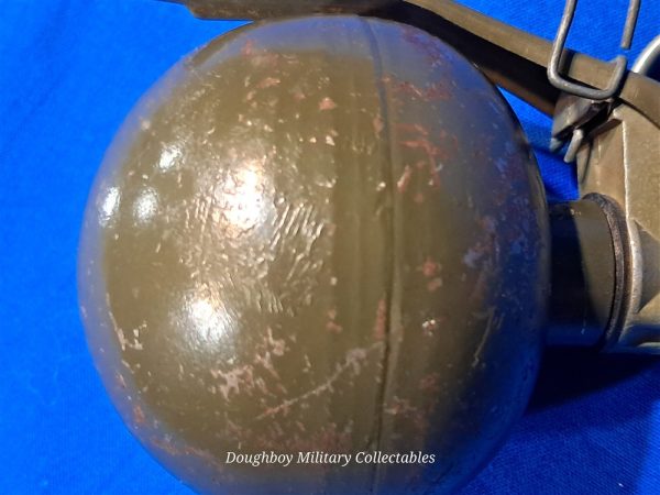 vietnam-war-era-1972-dated-67-type-hand-grenade-inert-totally-m213-fuze-no-markings-fag-body-repainted-years-ago-scarce