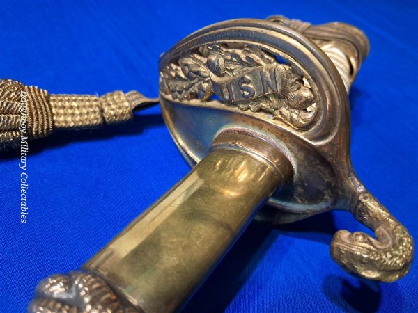 world-war-two-naval-officers-sword-saber-named-pre-war-pattern-hilborne-hamburg-viking-brand-with-original-carrier