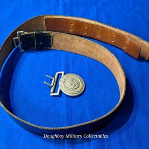 world-wr-two-german-socialist-police-buckle-and-lether-belt-set-complete-near-mint-condition
