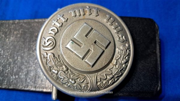 world-wr-two-german-socialist-police-buckle-and-lether-belt-set-complete-near-mint-condition