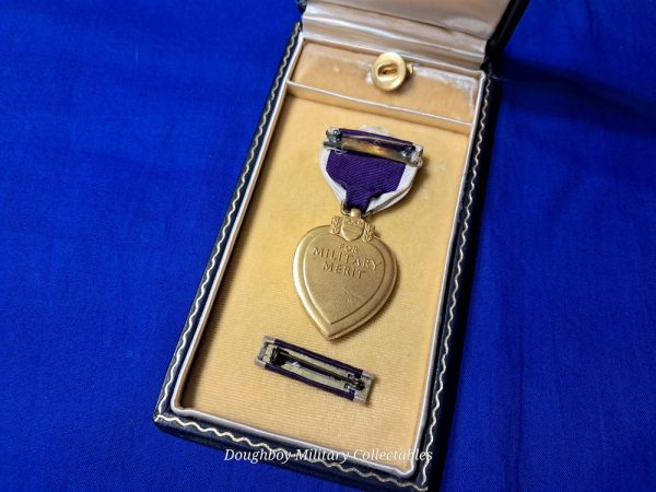world-war-two-purple-heart-cased-medal-set-original-wrapped-broach-with-ribbon-and-lapel-device