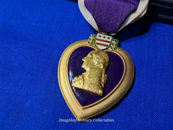 world-war-two-purple-heart-cased-medal-set-original-wrapped-broach-with-ribbon-and-lapel-device