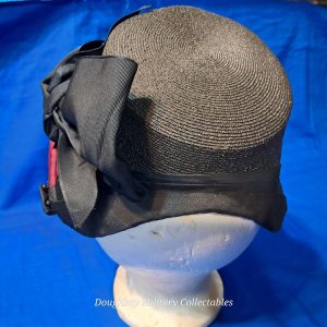 world-war-one-salvation-army-womans-girl-doughnut-lassie-dress-bonnet-with-ribbon-and-silk-stripe-made-of-mohair-excellent-condition