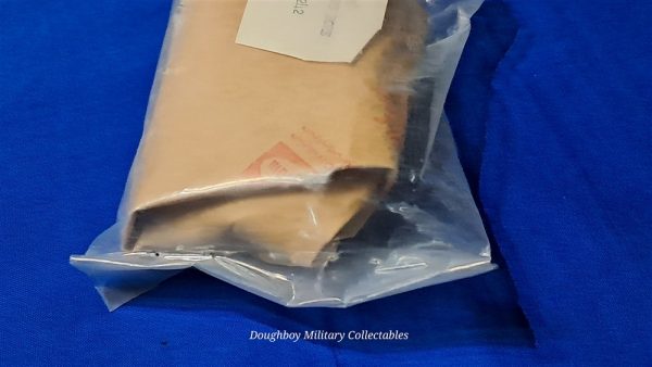vietrnam-war-pistol-cleaning-wire-copper-brushes-in-ten-pack-sealed-1969-dated-contract-new-old-stock