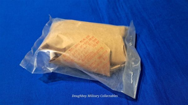 vietrnam-war-pistol-cleaning-wire-copper-brushes-in-ten-pack-sealed-1969-dated-contract-new-old-stock