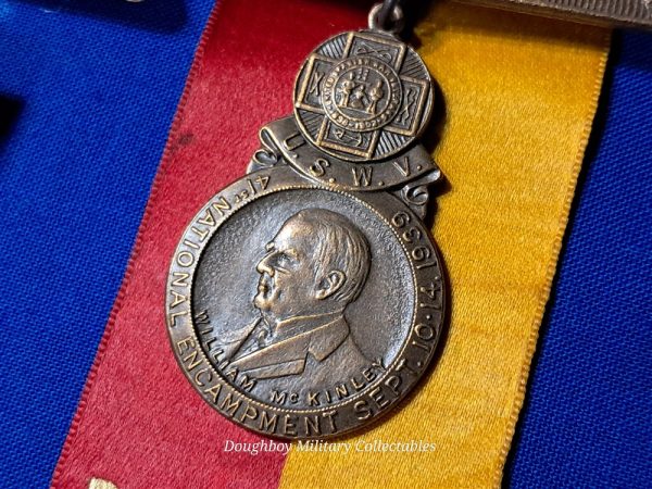 spanish-american-war-era-soldier-medals-from-the-8th-cavalry-unit-from-saint-louis-missouri-reunion-and-insignia
