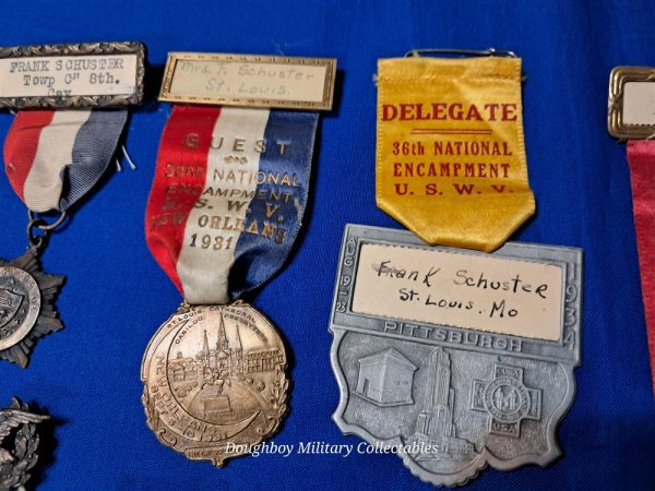 spanish-american-war-era-soldier-medals-from-the-8th-cavalry-unit-from-saint-louis-missouri-reunion-and-insignia