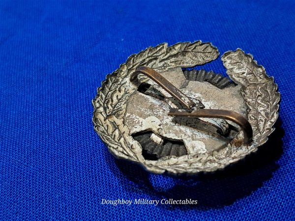 world-war-two-postal-visor-hat-insignia-cocard-painted-with-original-felt-and-finish