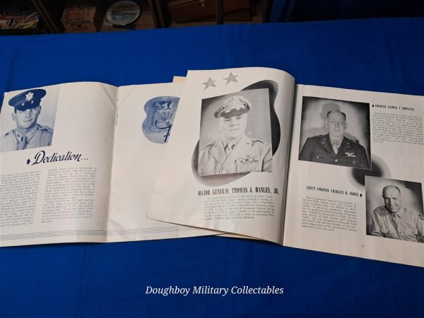 world-war-two-set-of-2-graduation-books-from-maxwell-field-called-the-preflight-1943-dated