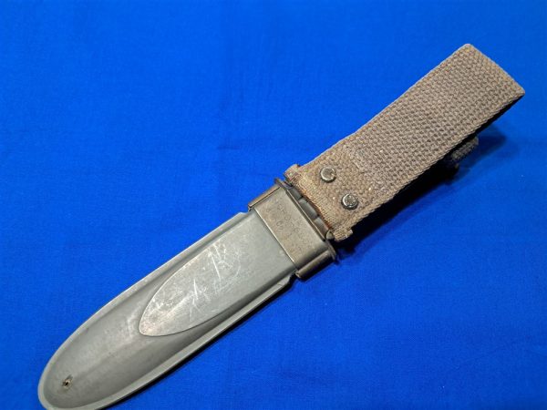 original-world-war-two-naval-sheath-for-the-M-K-1-fighting-short knife-battle-gray-fiber