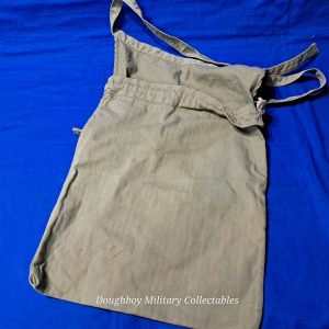 world-war-two-soldiers-red-cross-shaving-supplies-apron-with-ties-waist-herring-bone-twill-construction