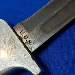 original-world-war-two-navy-sailors-fighting-knive-mark-two-theater-modifications-lucite-handle-aluminum-fittings-excellent