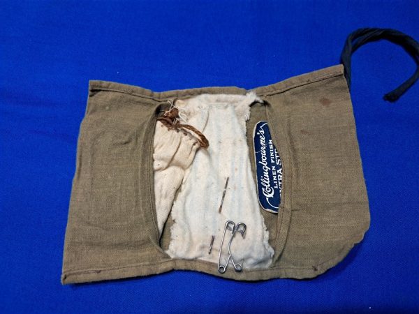 world-war-one-field-house-wife-with-most-of-the-contents-pins-buttons-thread